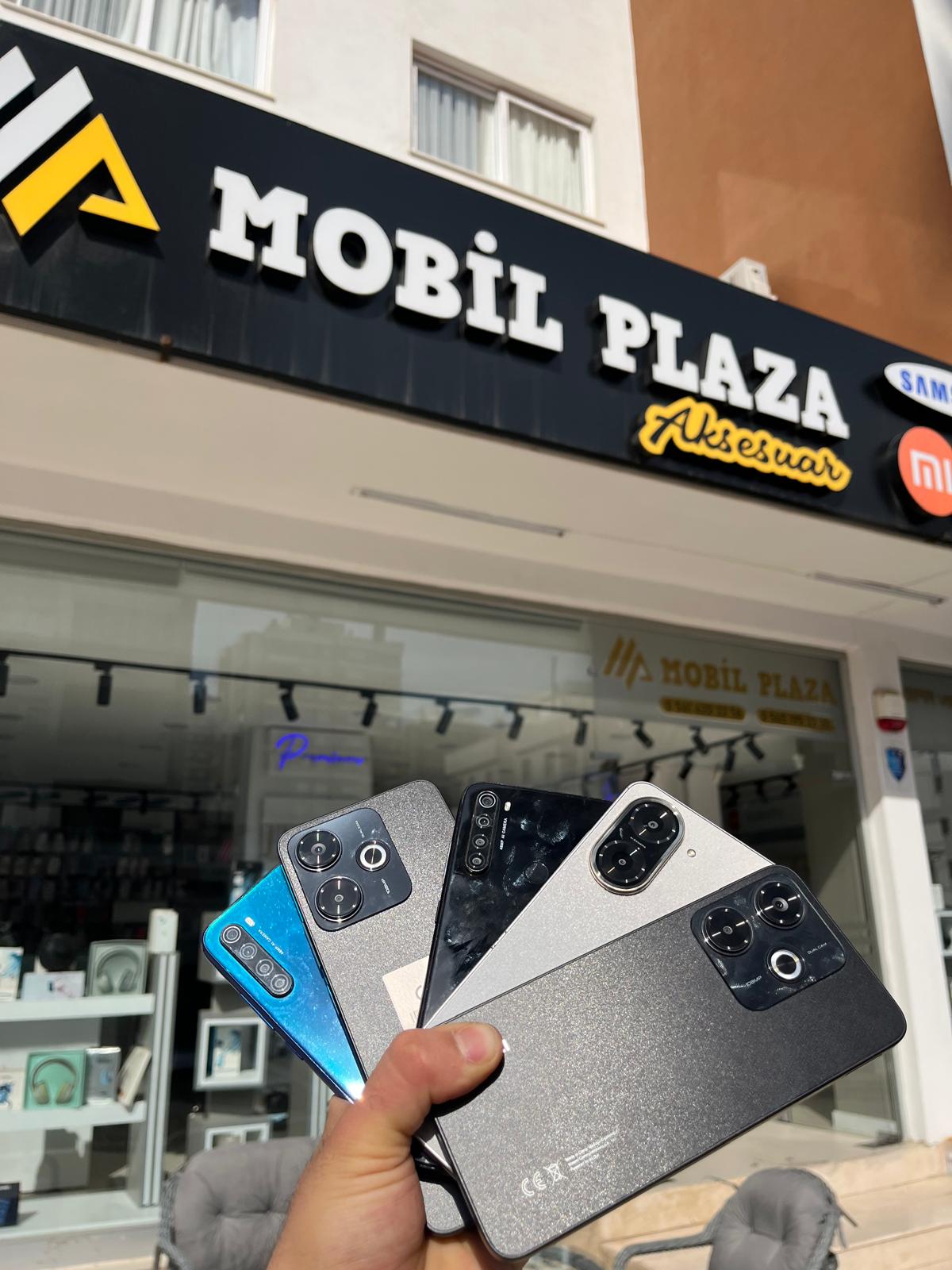 Mobil Plaza 